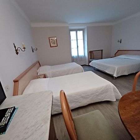 Logis Hotel Du Pont D'Or 巴尔若尔 外观 照片