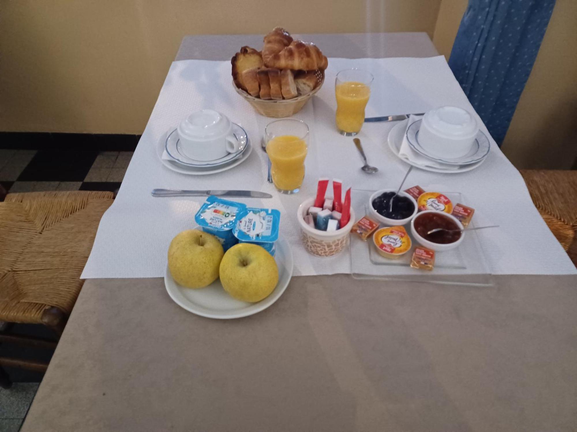 Logis Hotel Du Pont D'Or 巴尔若尔 外观 照片