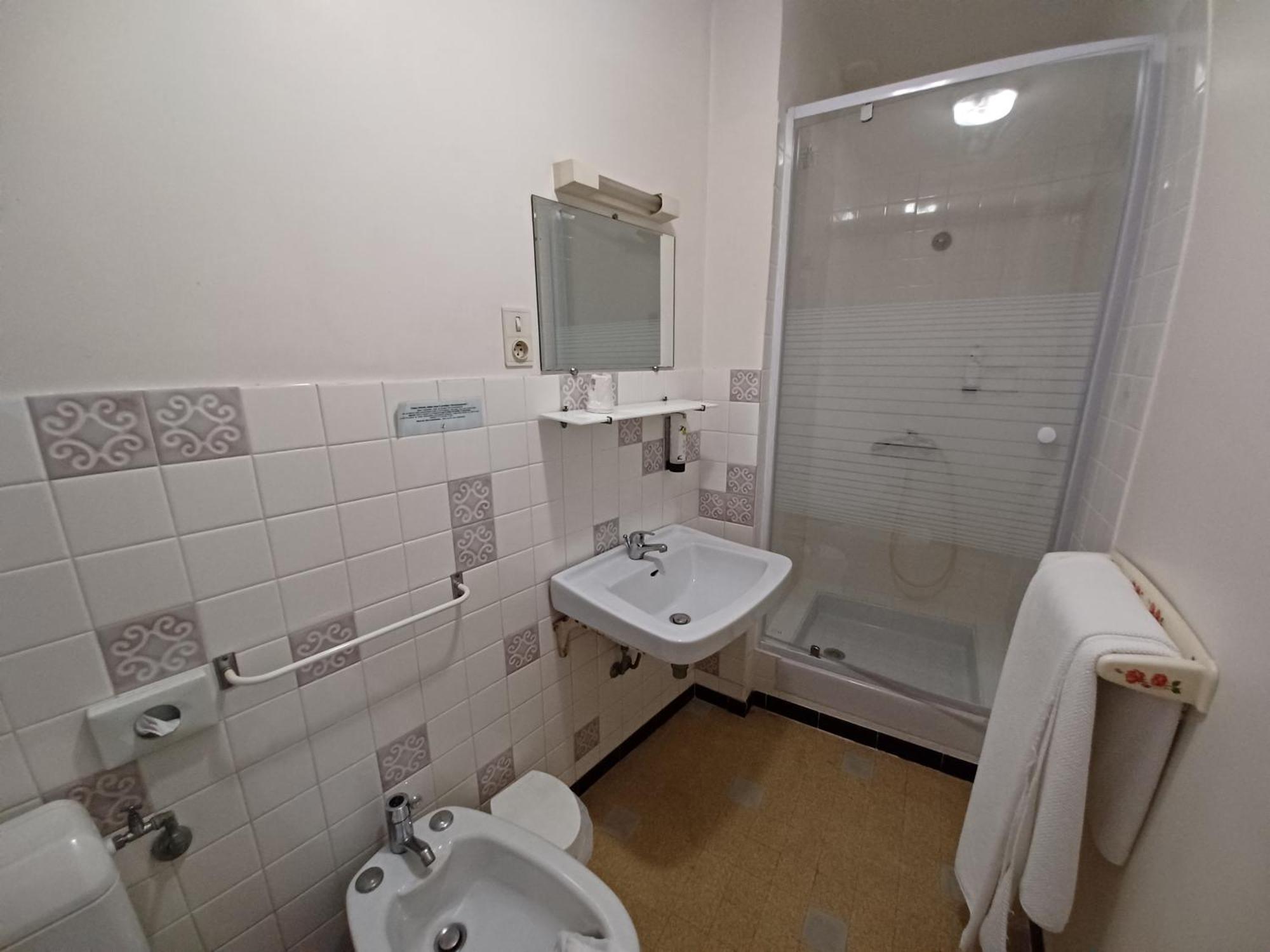 Logis Hotel Du Pont D'Or 巴尔若尔 外观 照片